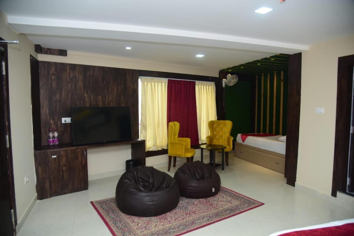 Bensen Hotel Puri Exterior photo