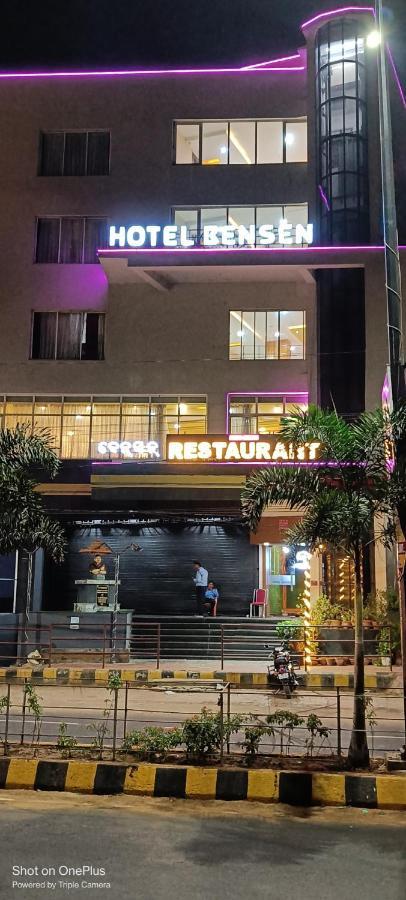 Bensen Hotel Puri Exterior photo